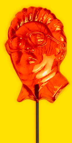 KIM JONG IL IS A BIG (TANGERINE) SUCKER!