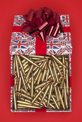 1914 CHRISTMAS TRUCE (FRITZ GETS A BOX OF BRITISH BULLETS)