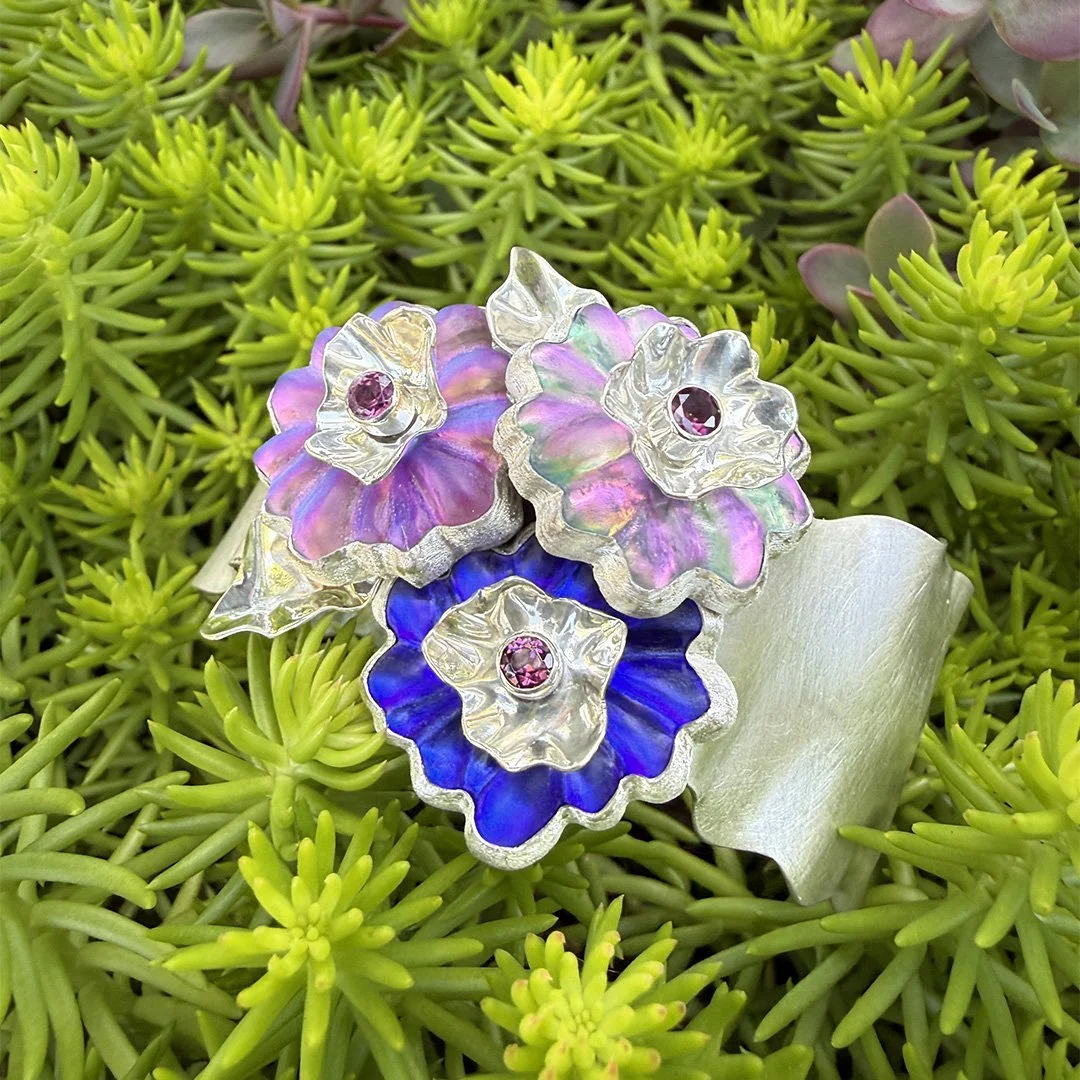 corsage-bracelet-in-nature.jpg