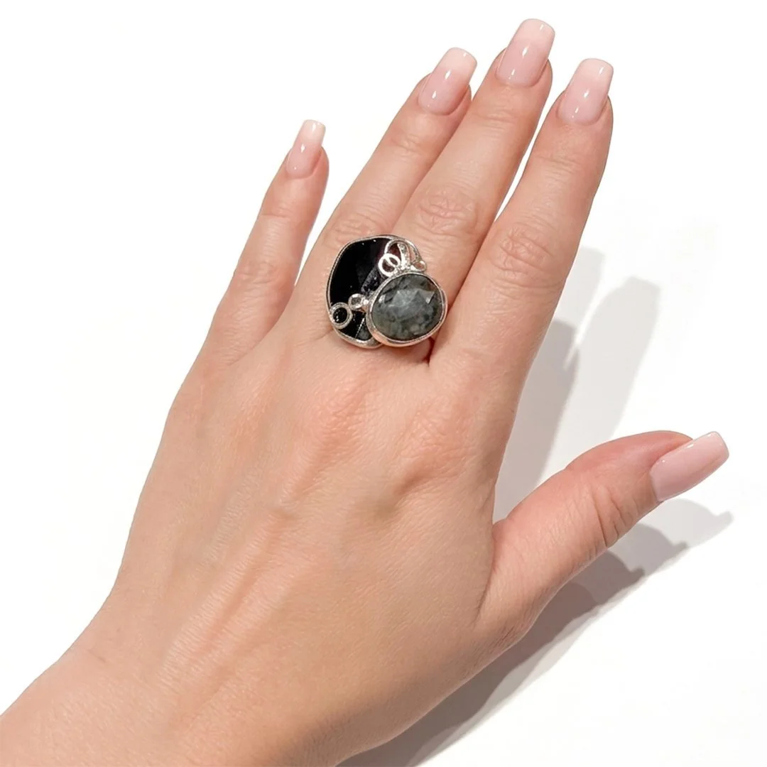 Shadowplay-ring-spinel-larvikite-topaz.jpg