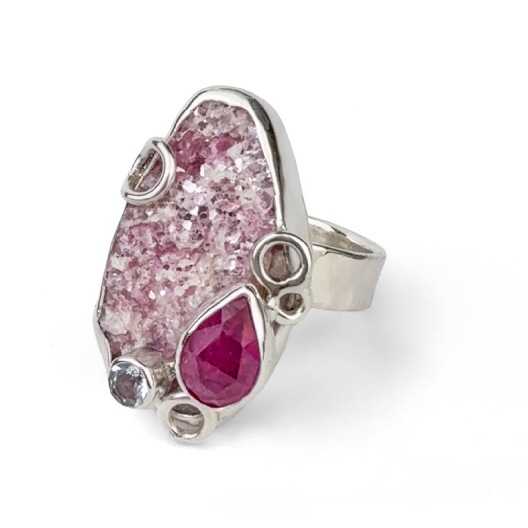 Pink-Champagne-laying-down-muscovite-topaz-sapphire.jpg