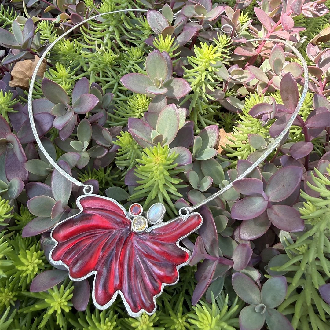 amaranth-necklace-in-nature.jpg