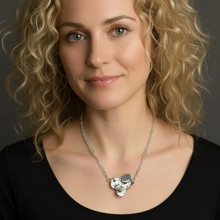 sarah chalcedonycrop sq.jpg
