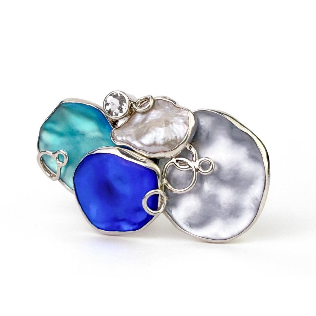 adrift-pin-pendant-horizontal.jpg