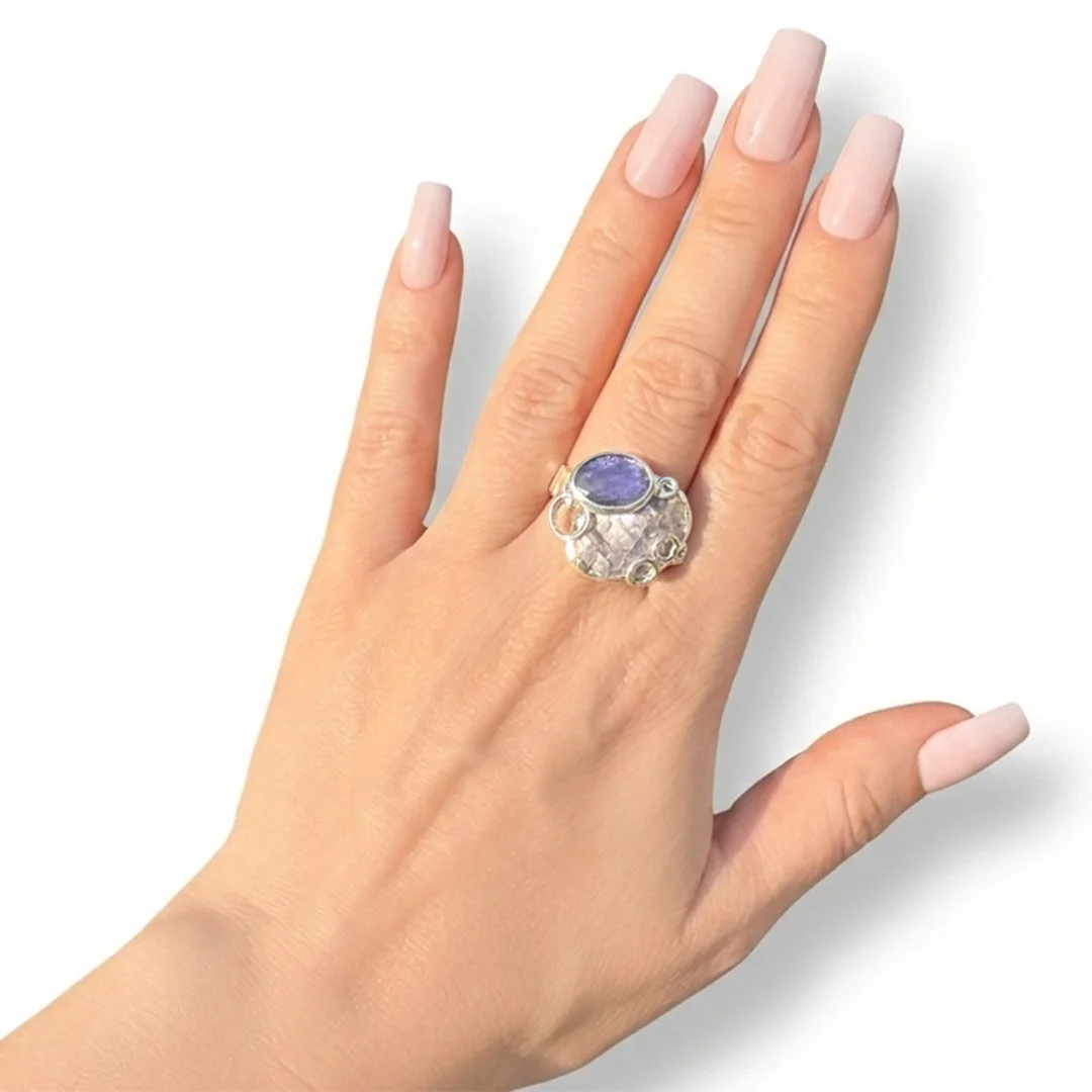 soulmates-ring-tanzanite-lepidolite-silver-on-6a78cd350bd95.jpg