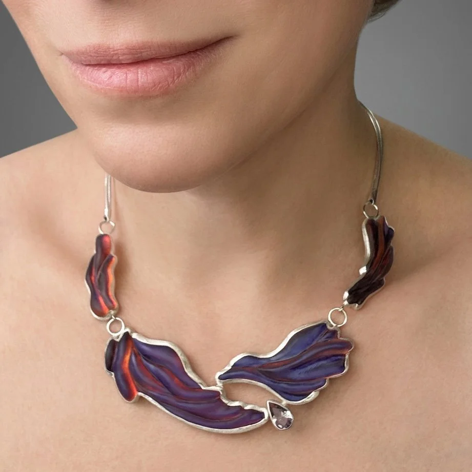 autumn-breeze-necklace-on-model-1.jpg