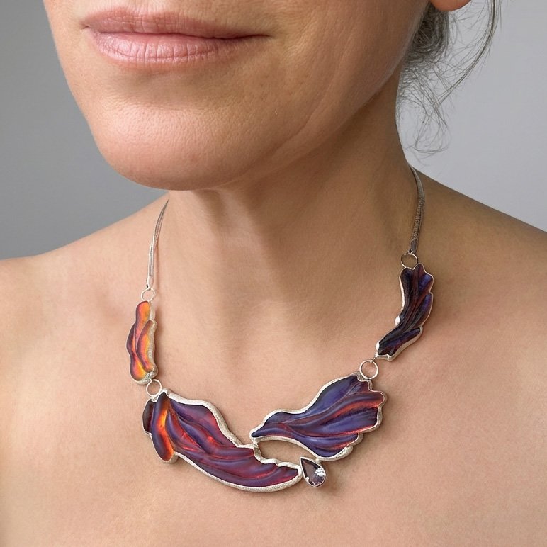 autumn-breeze-necklace-on-model-3.jpg
