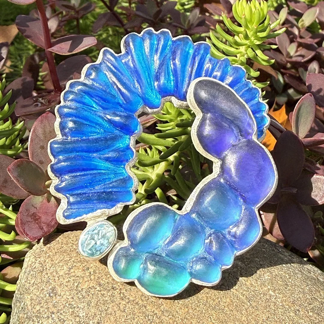 confluence-pin-pendant-blue-green-violet-glass-outsdide.jpg