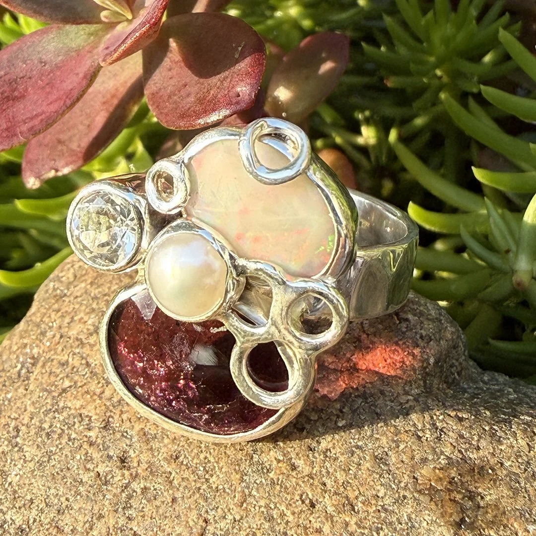 framboise-ring-in-the-sun.jpg