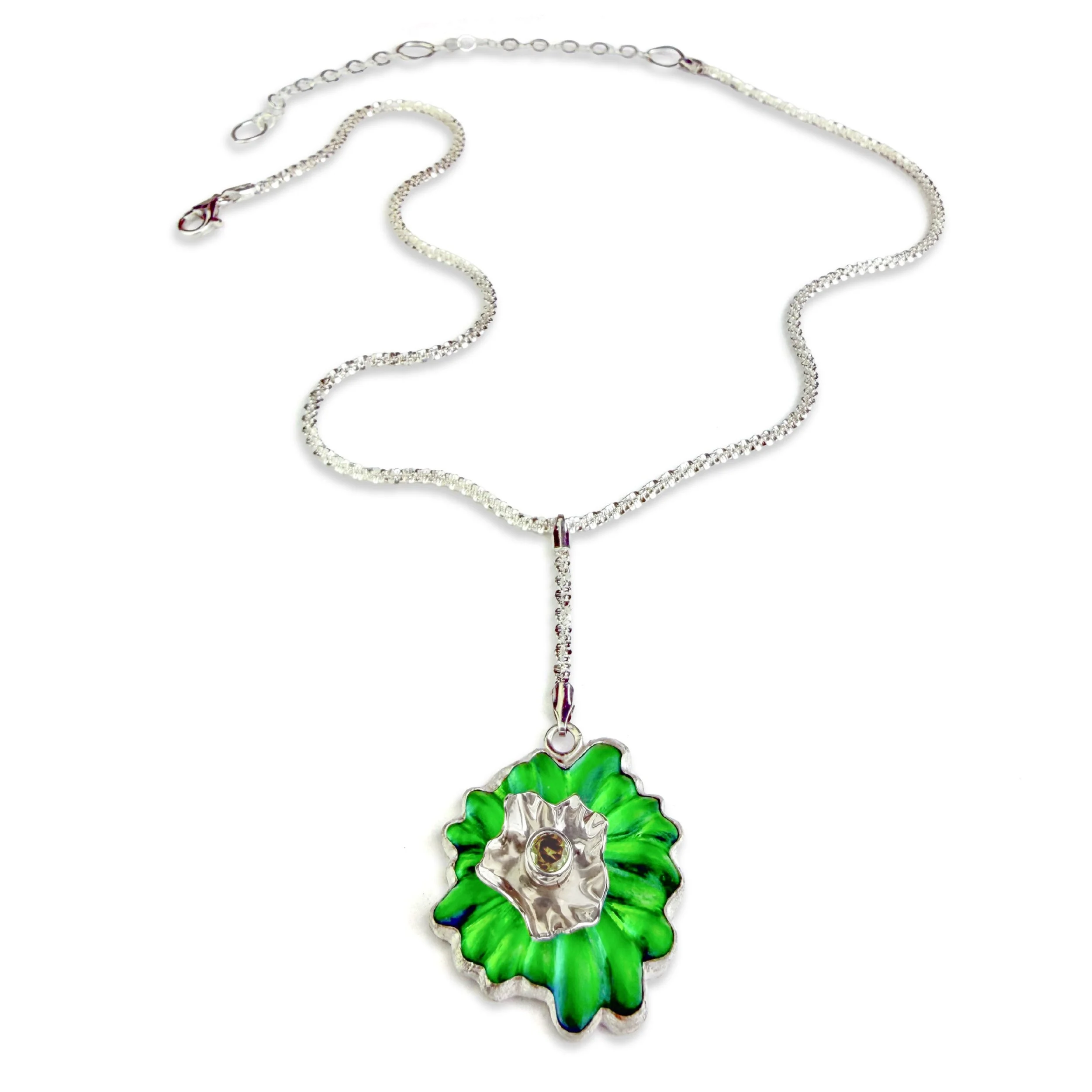 garden-party-y-necklace-green-laying.jpg