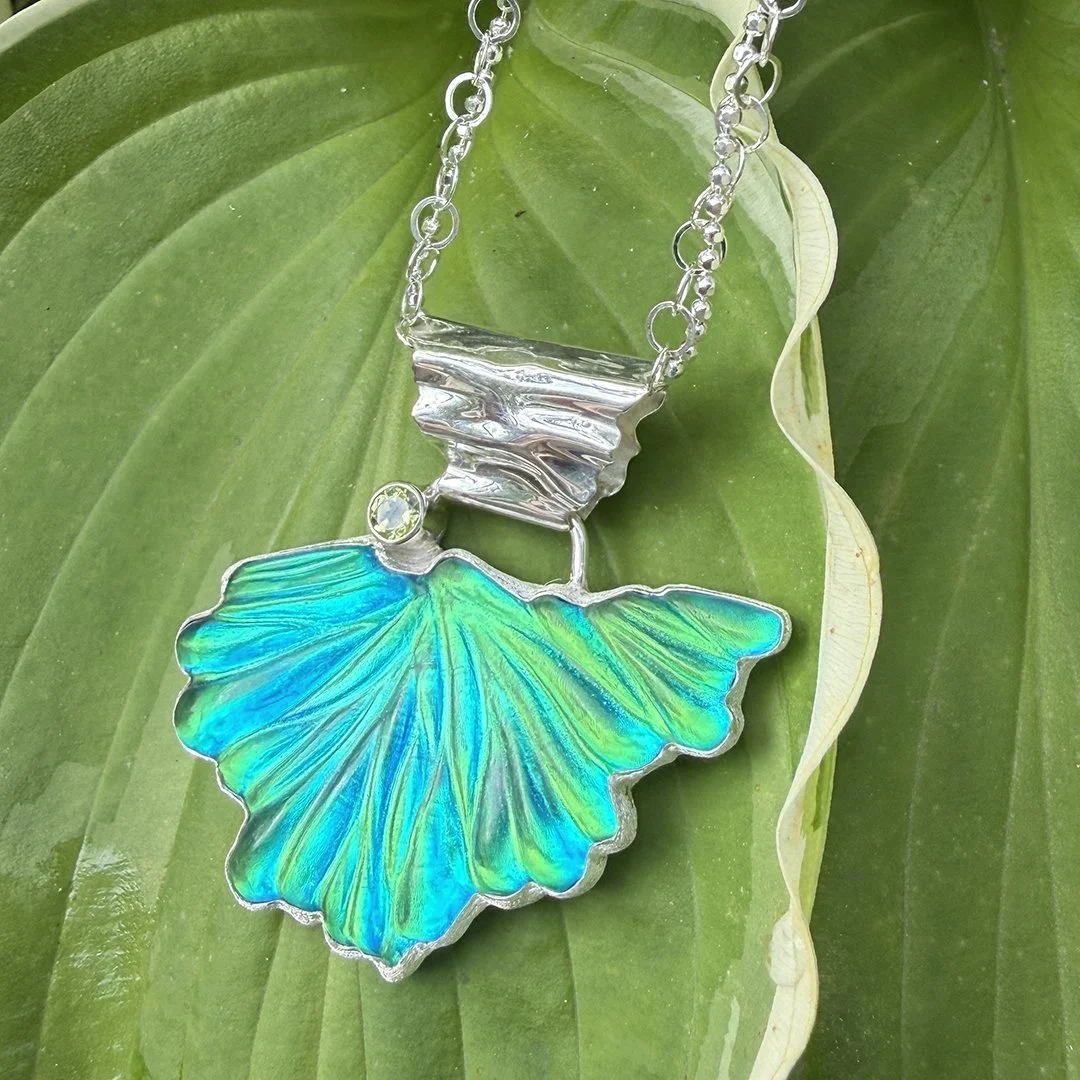 flight-pendant-outside.jpg