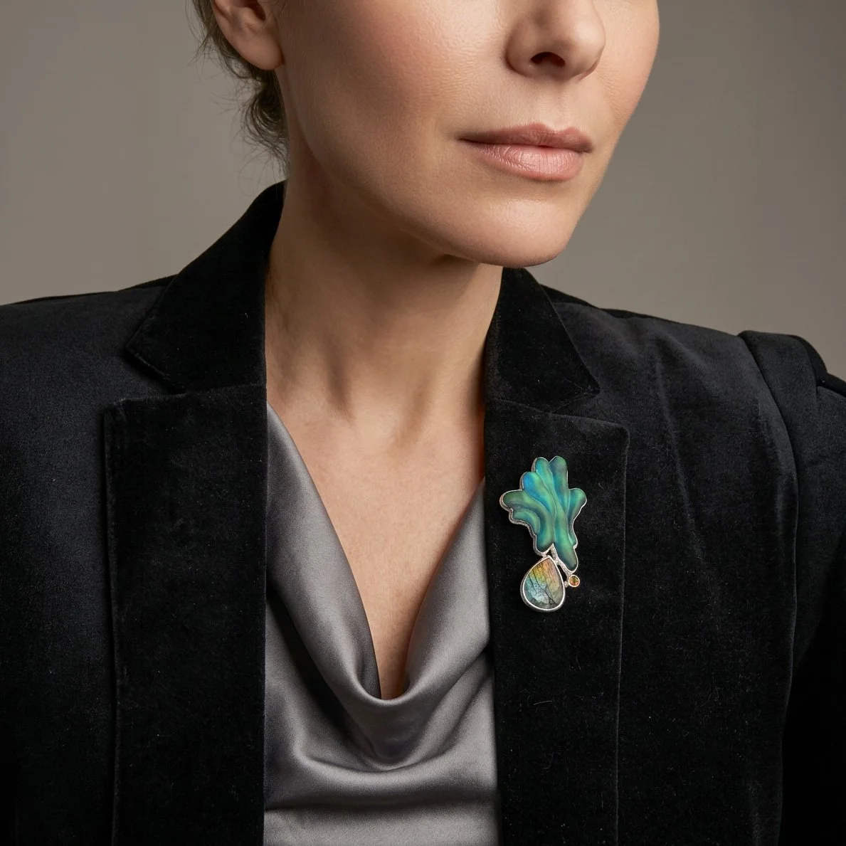 the-green-between-brooch-with-citrine-labradorite-glass-on-model-6ade4d666e4e8.jpg