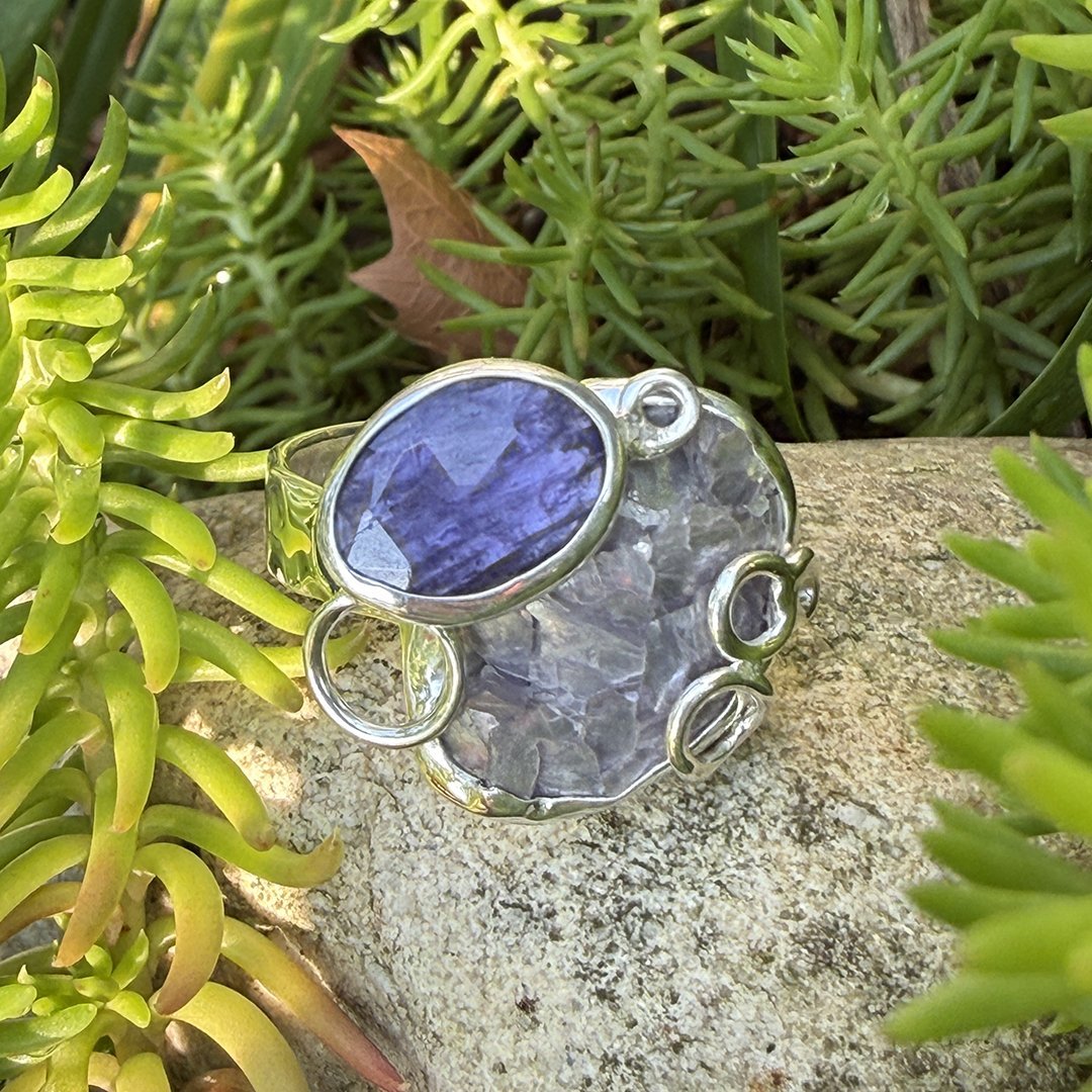 soulmates-ring-tanzanite-lepidolite-silver-in-the-sun.jpg