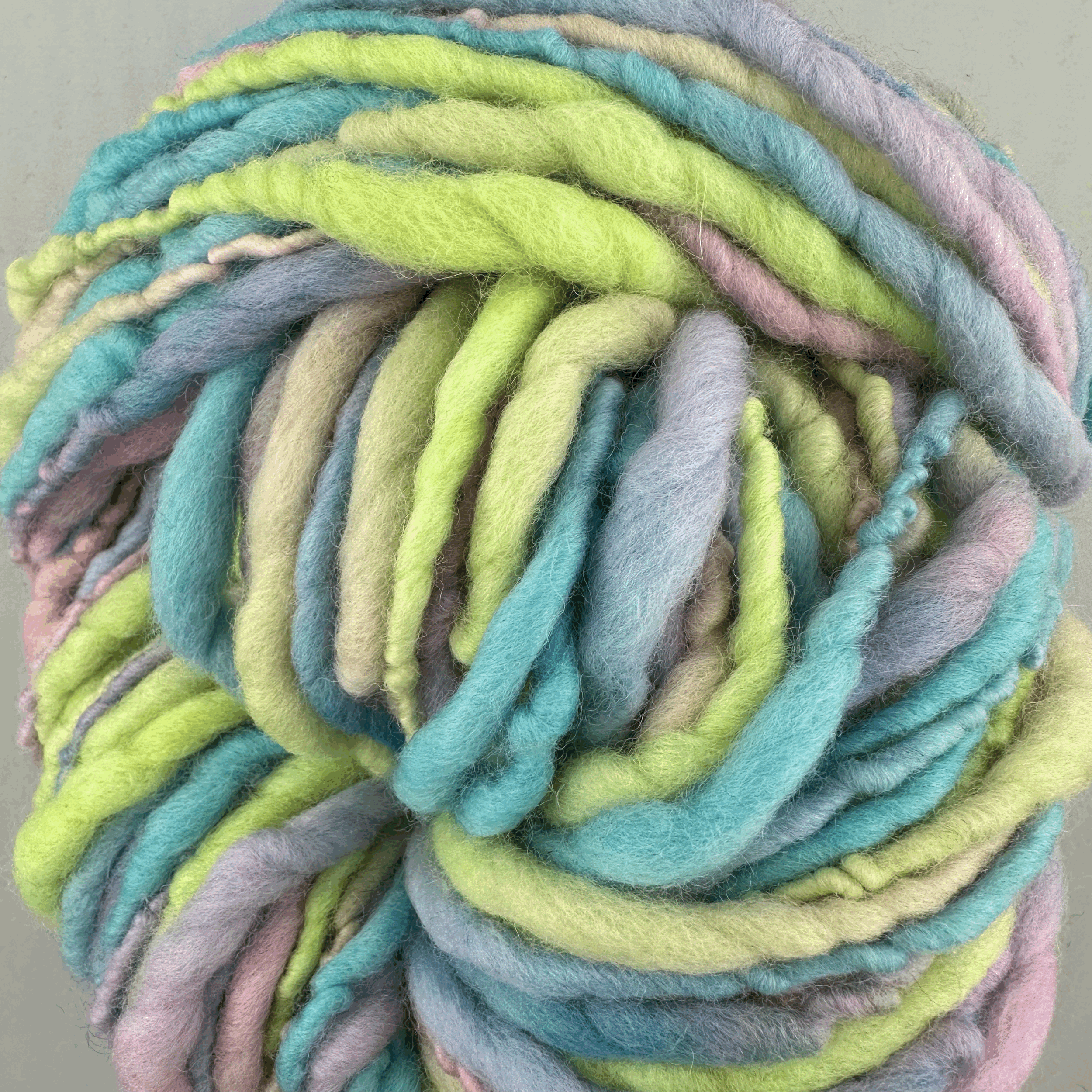 Falkland Hand-Spun/Hand-Dyed - Fa-HfTuKg-16