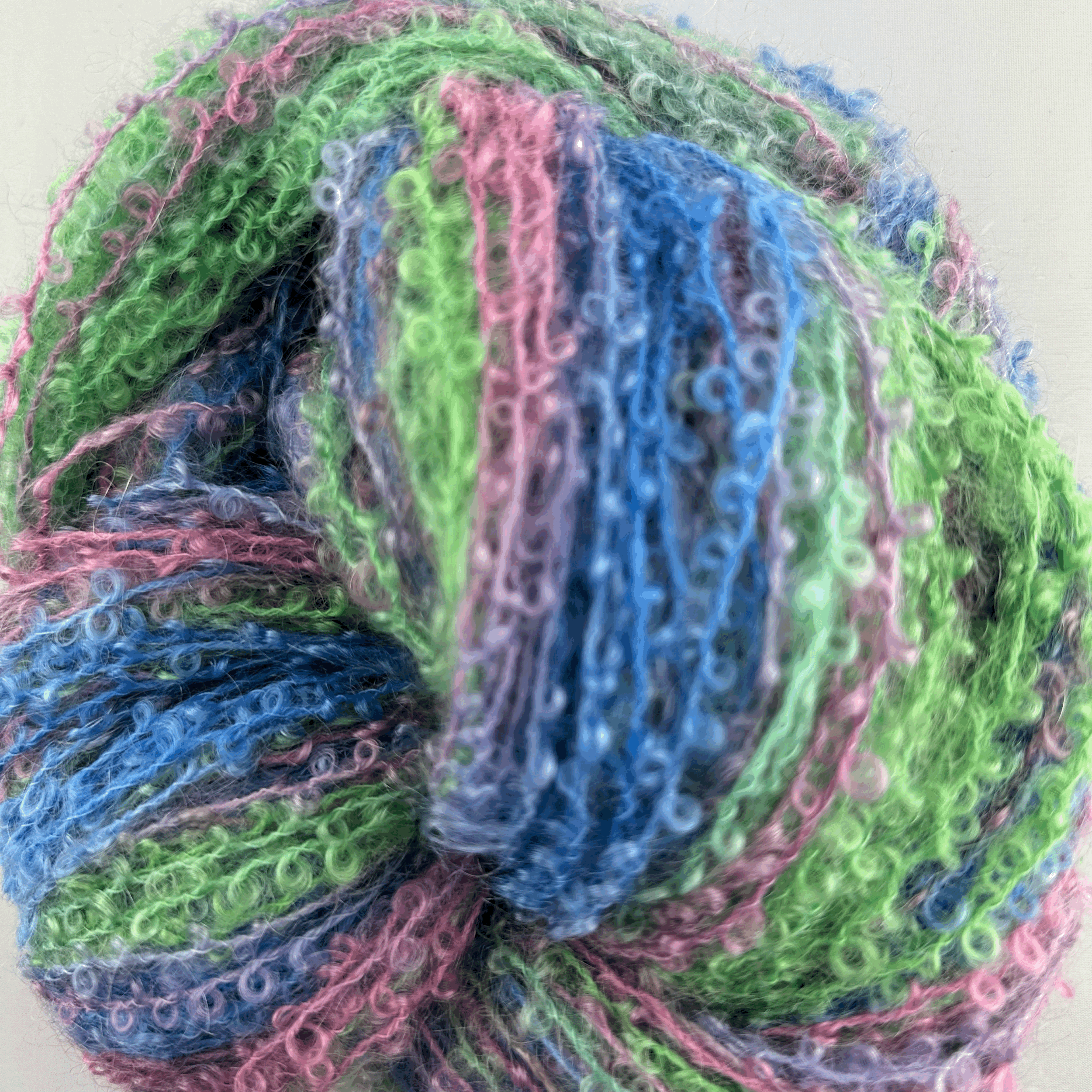 Mohair Boucle/Wool Blend MB-CriRbEm