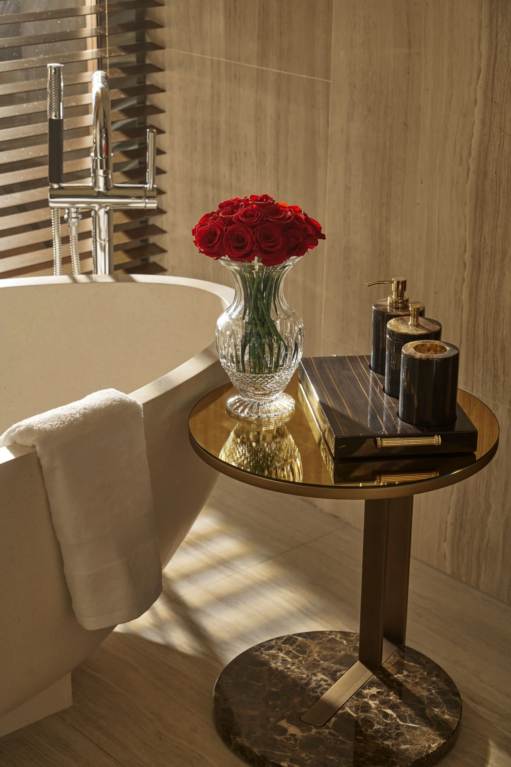  City Garden Interior Project. Photo Credit:  ĐỖ SỸ  