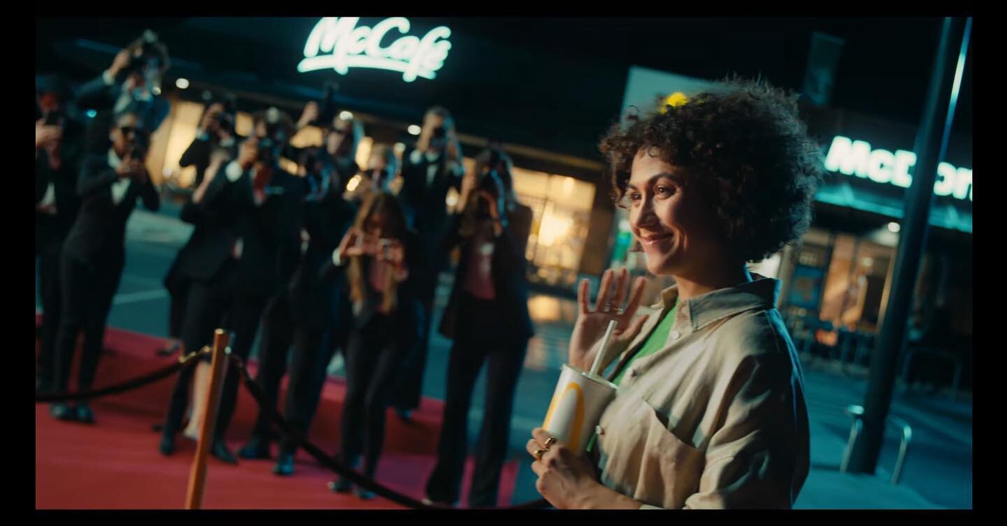 Such a nice #commercial and idea! Happy that I got to stay up till morning for this most amazing #cast and #crew 🤩💪

Watch👇
https://www.youtube.com/watch?v=iOSIEjPa02w

Special thanks to
@borgmanaugustinus 
@studio.studio.film 
@brink_lars 
@esthe