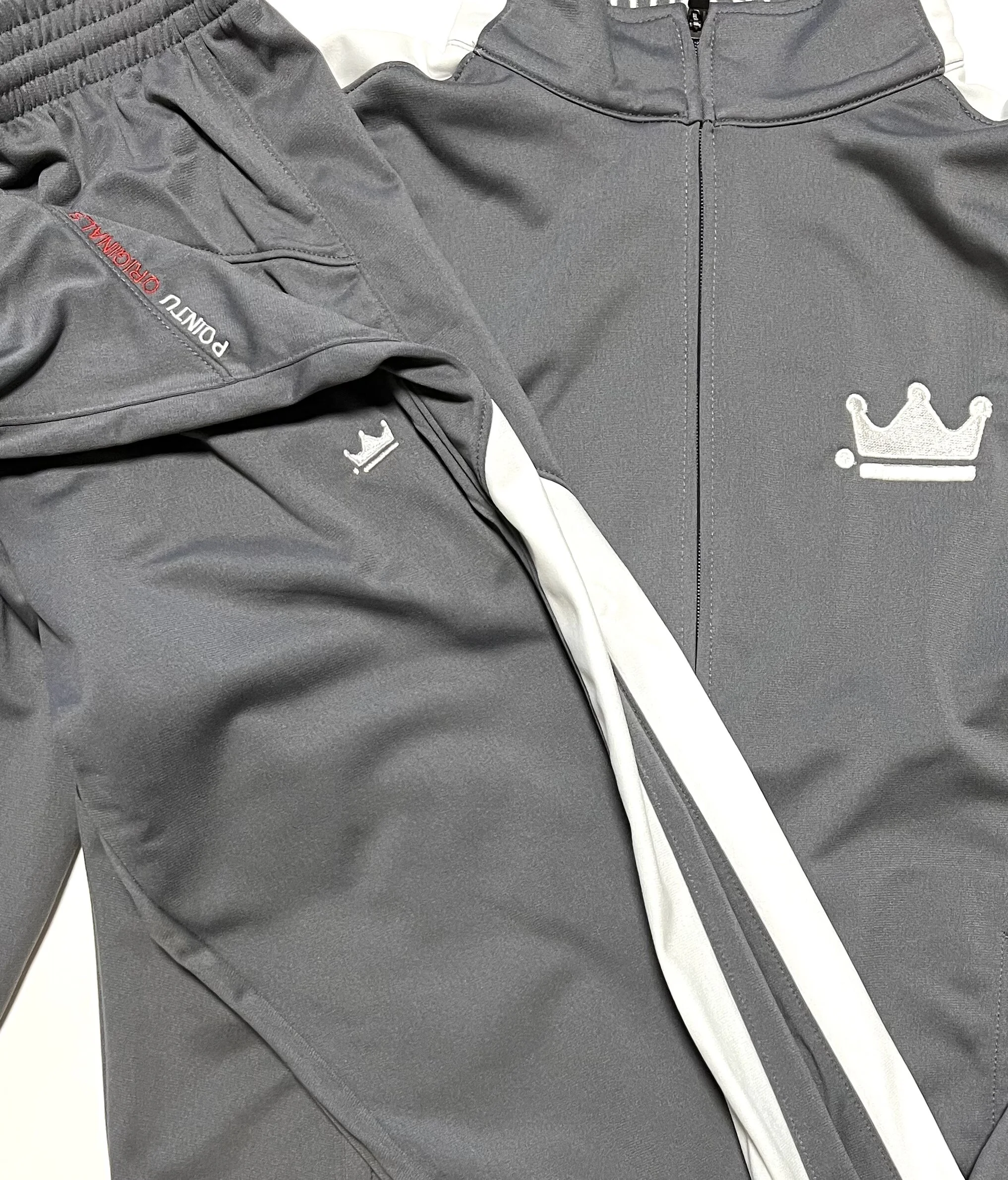 D3B7B90B-935D-461C-B917-5E3A51A08F03