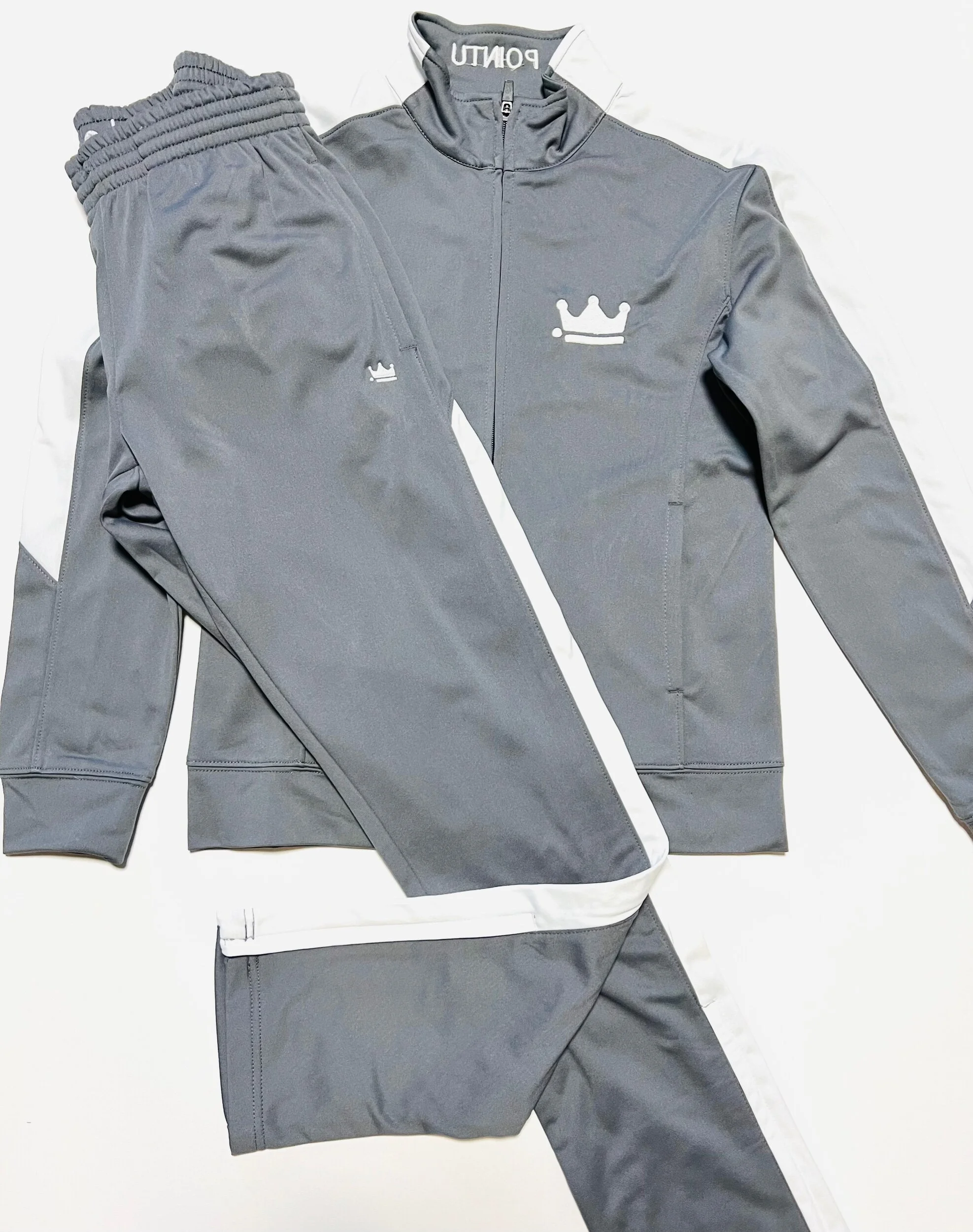 A6216F7F-61CD-43C3-A360-FFAF134B1DEC