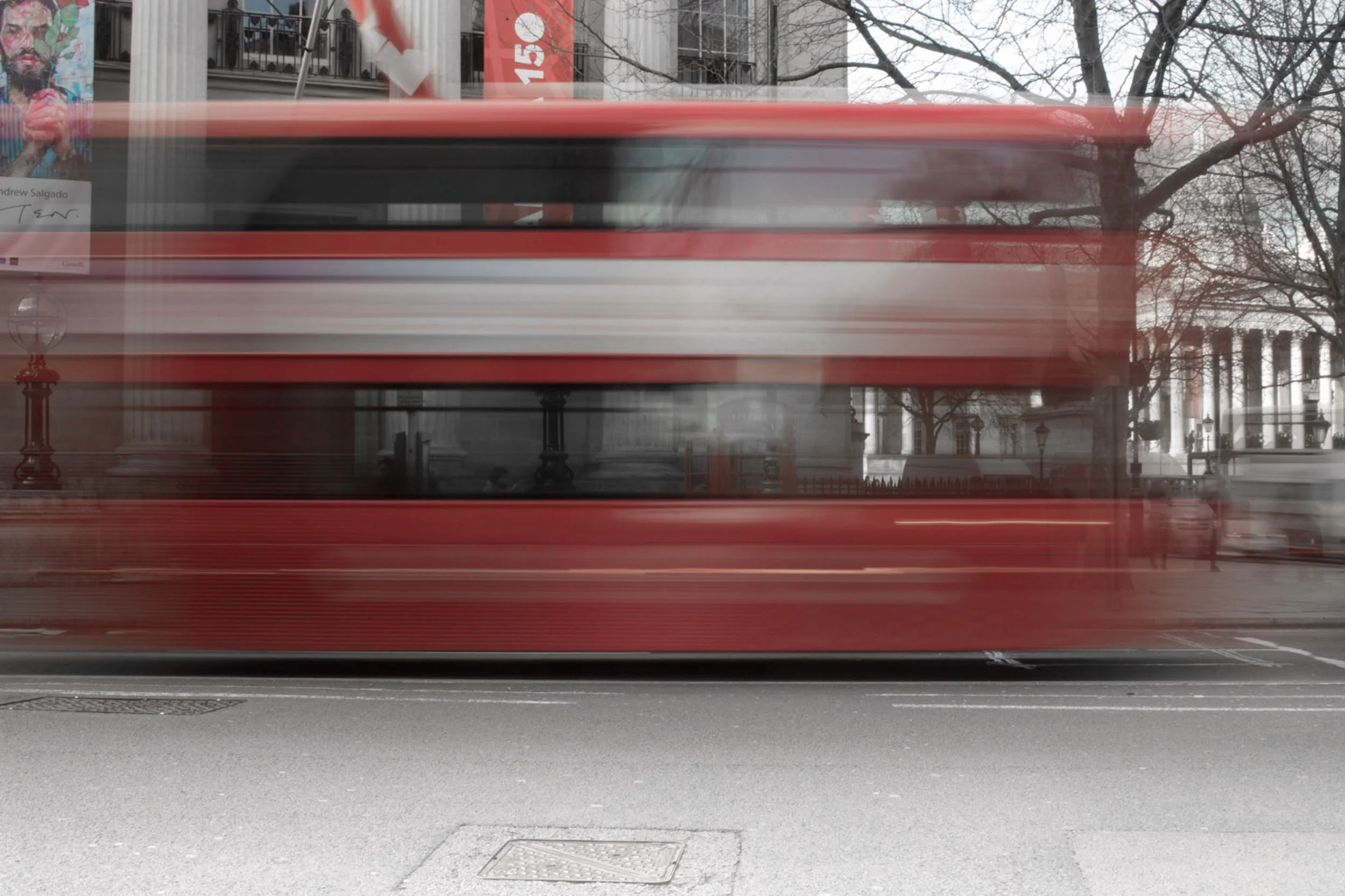 London bus, Trafalgar Square
