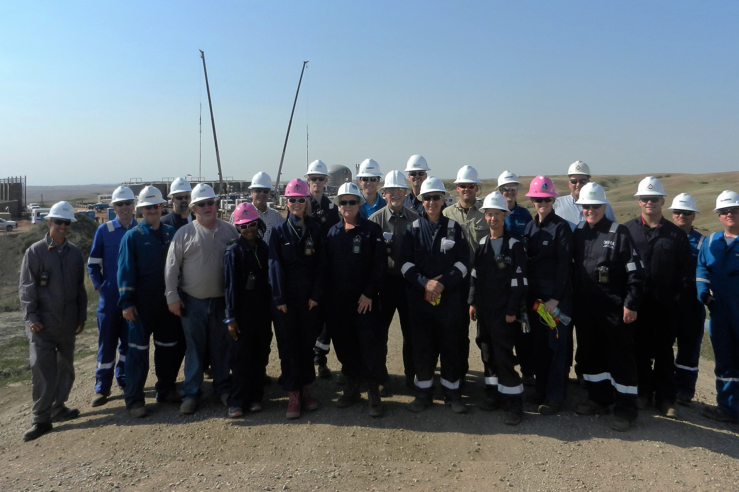   Tour on Live Frac Site    Joint US-EU Conference "Hydraulic Fracturing - Bakken Safety Tour 2016"  