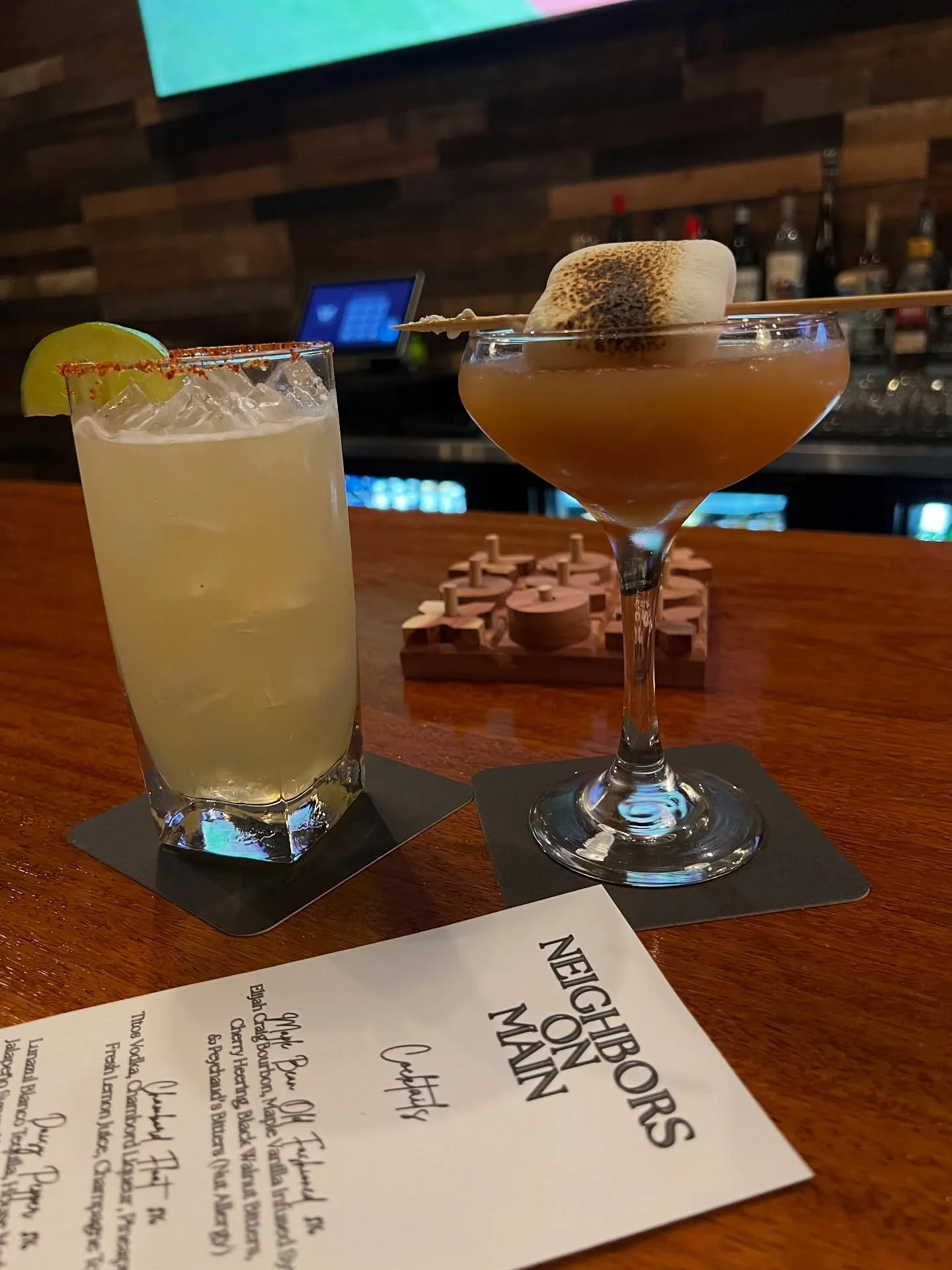 Neighbors on Main 🥃 🍹 🍺 

NEW local watering hole in the Providence area of Huntsville.
A casual space to grab a beer, speciality cocktail or wine amongst friends.

⭐️ Housemade syrups make all the difference with these cocktails. 
Rotating menu- 