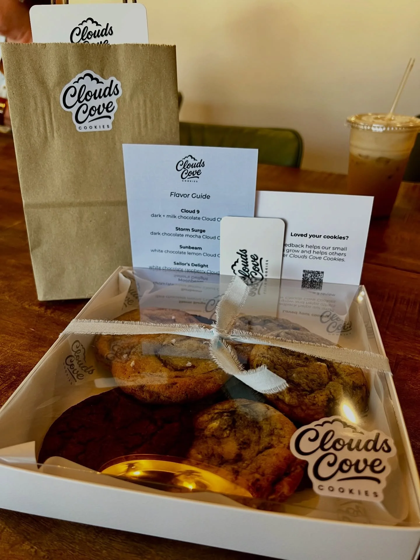 NEW small batch cookies 🍪 business in Huntsville 

CLOUDS COVE COOKIES ⛅️ 
@cloudscovecookies 

Thank you for letting me try these sky-inspired flavored cookies 🍪 🌤️

Flavors rotate but we were able to try:
Cloud 9
Dark + Milk Chocolate Cloud Chip