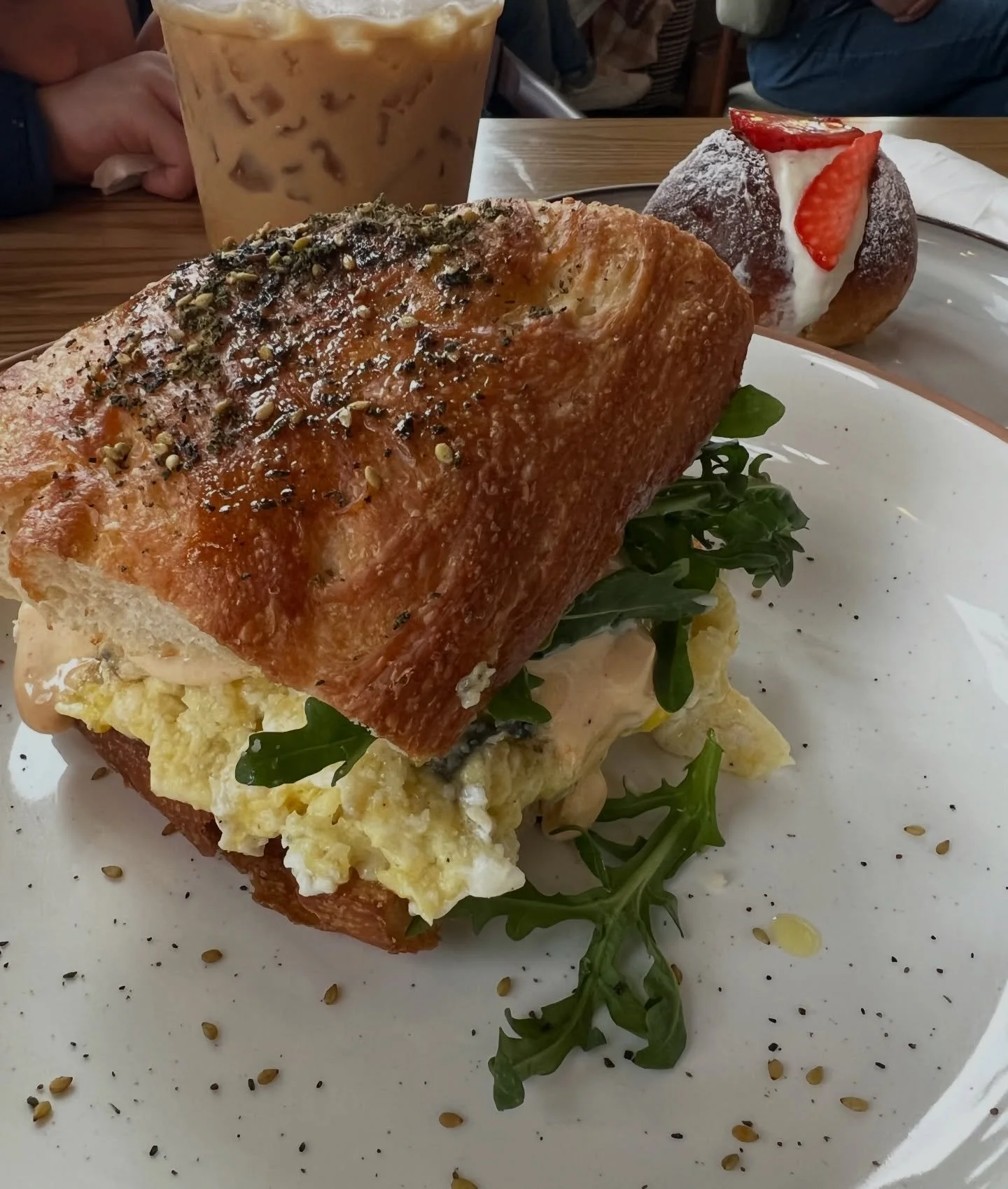HUNTSVILLE, Alabama ✨

PERSEUS Sound Bar @perseushsv is changing the Huntsville food scene with all the vibes bringing coffee, cocktails &amp; vinyl 🎶 🍸 ☕️ 

Italian chefs are hand making bread from scratch, housemade syrups and dressings with uniq