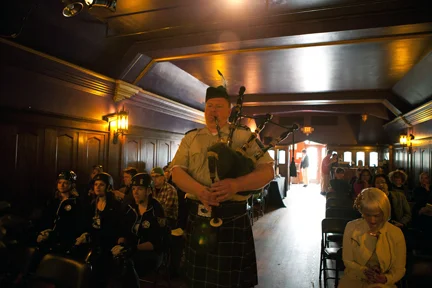 multicultural_bagpiper1.jpg