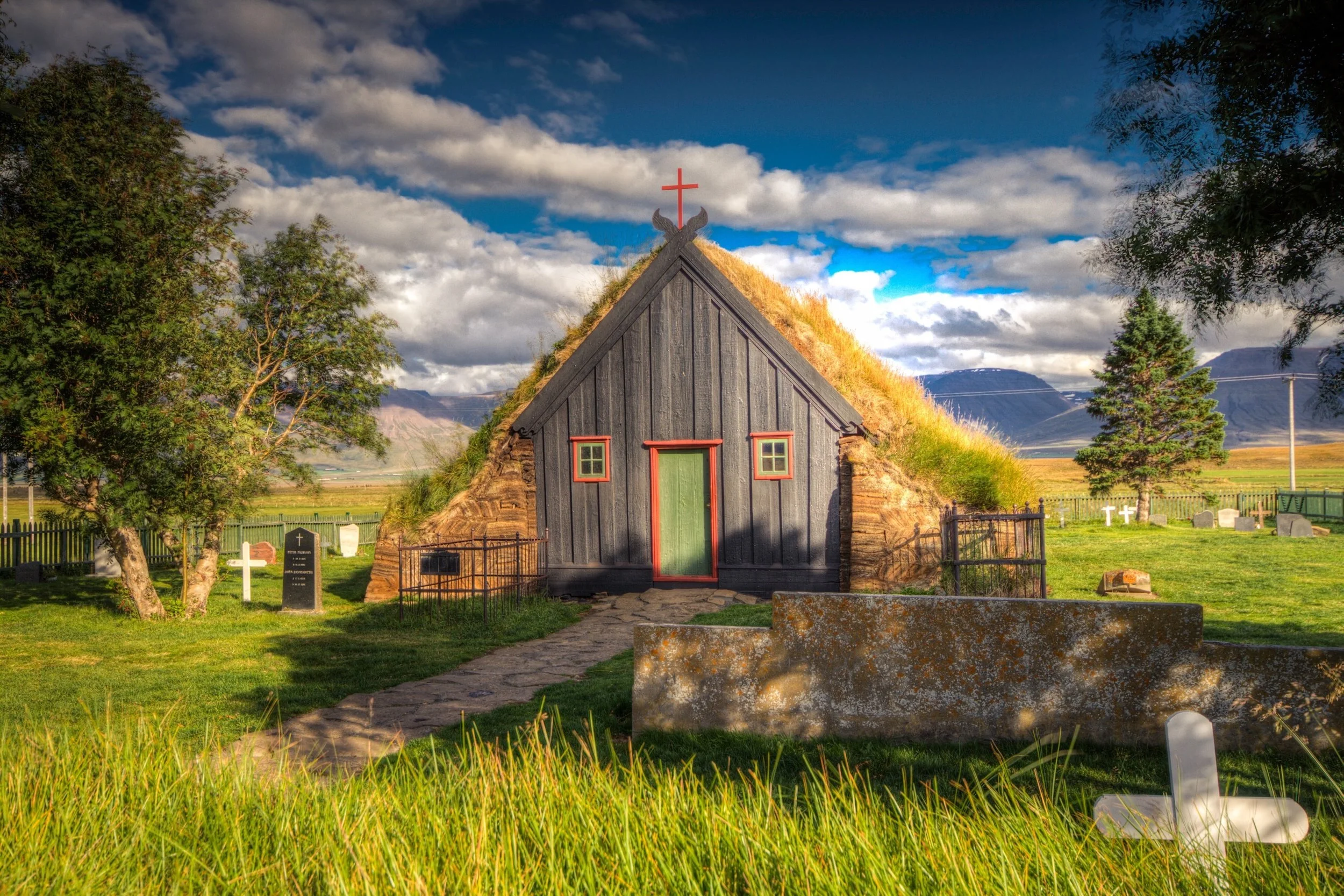 IMG_6495_496_497_498_499_500_501_tonemapped.jpg