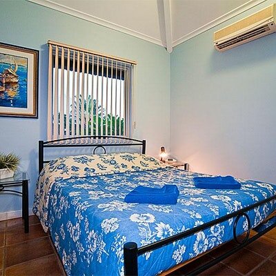 osprey-villa-3-bedroom-master.jpg