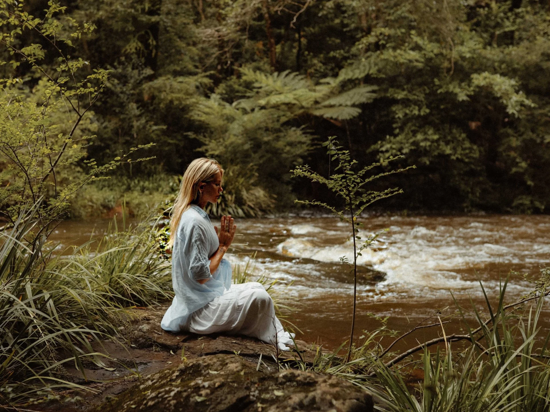 Meditation+in+nature.png