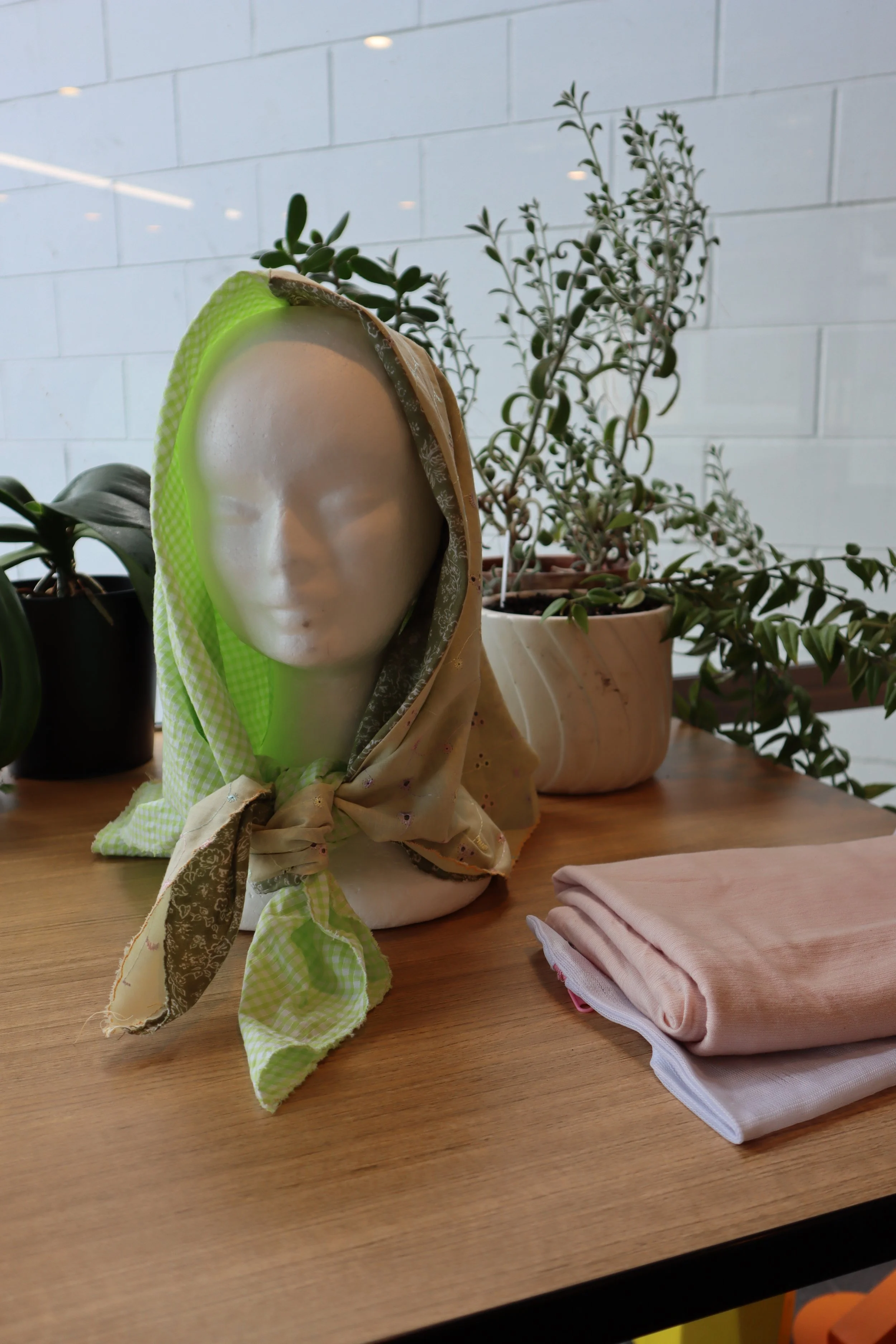piller hijab 2.JPG