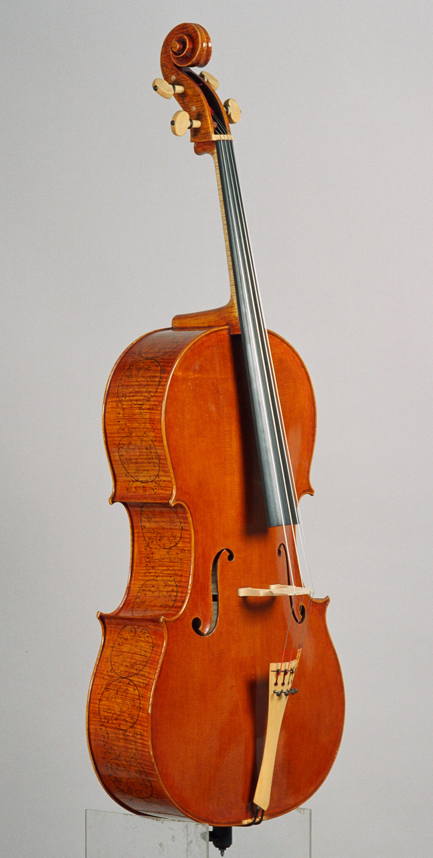 violoncello-intarstiato-1991-tavola-3-4.jpeg