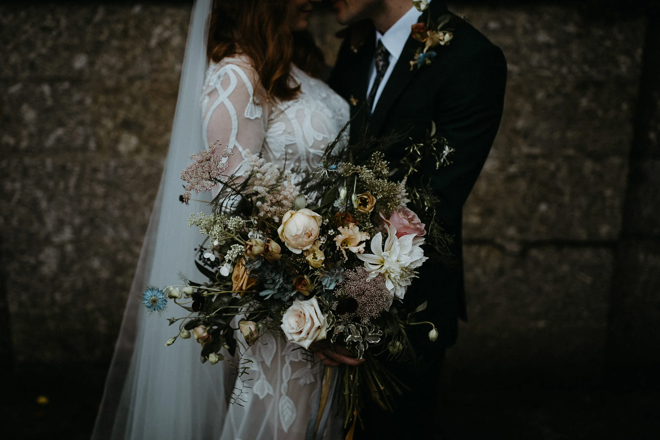 Shaking up Wedding Flowers - Saint Floral