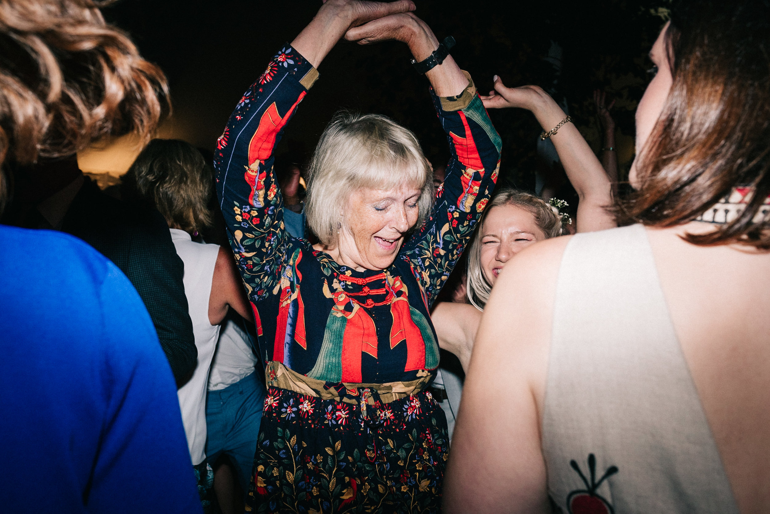 Smashing the glass + the dancefloor: Wedding Smashers — Most Curious Smashing the glass + the dancefloor: Wedding Smashers — Most Curious
