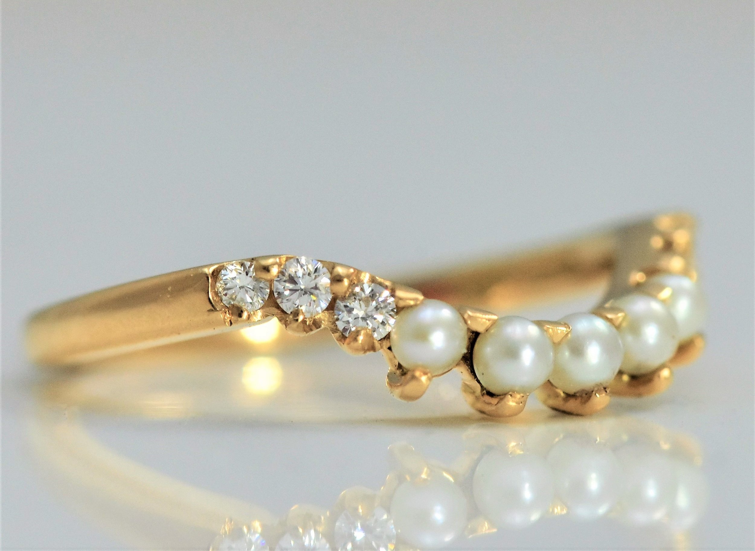 Pearl & Diamond shaped wedding band side view.JPG