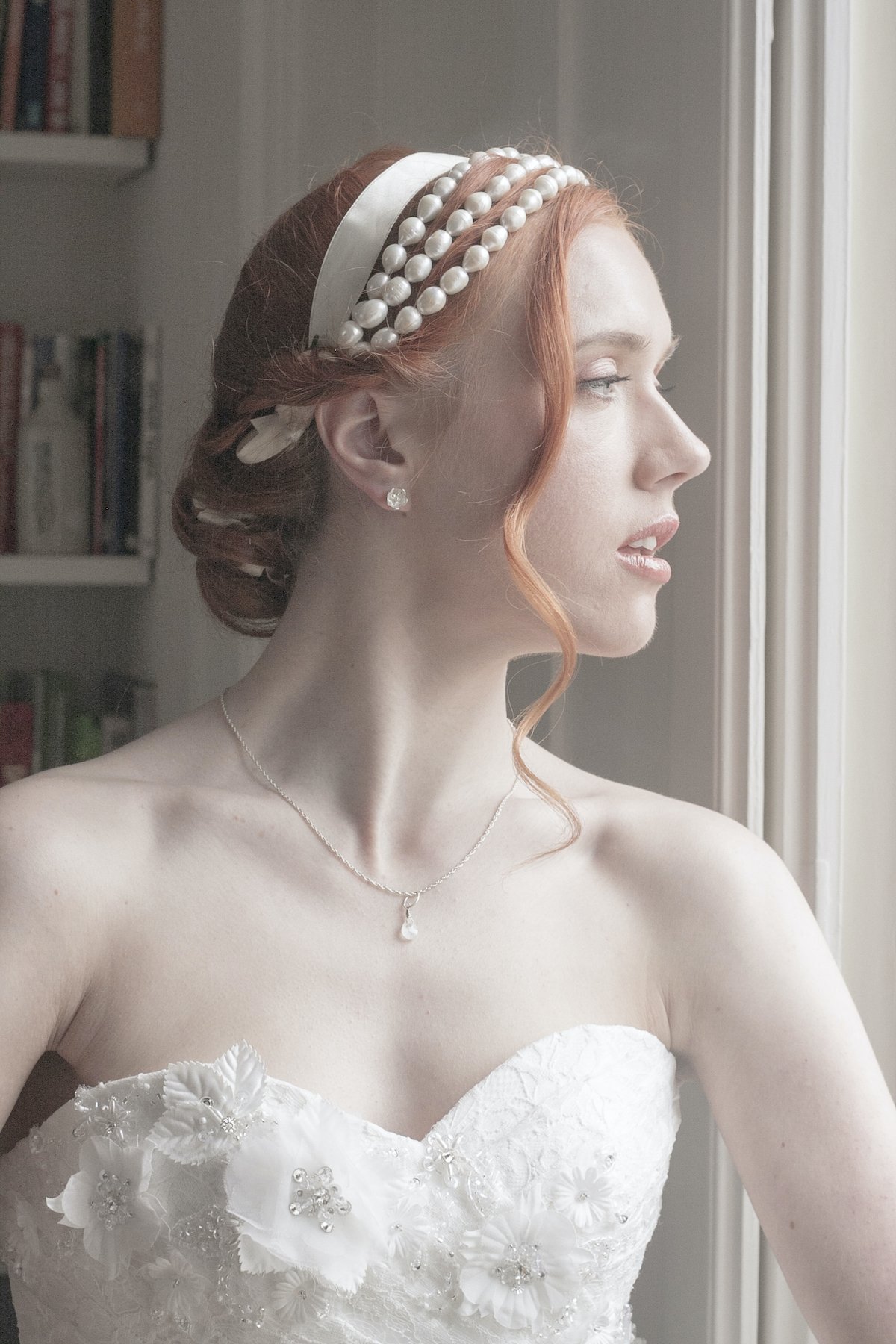 catherine-marche-bridal-jewellery-pearls-flowers.jpg