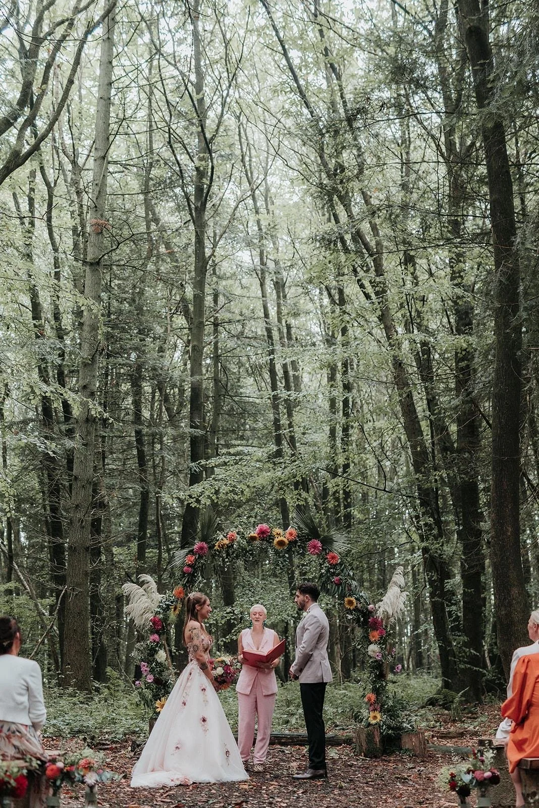 acf007ec-18cc-41e0-9194-84d261120159 - Maisie The Celebrant.jpeg