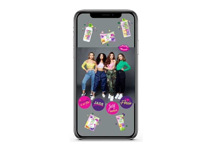GIPHY stickers – a first for Simple and Unilever