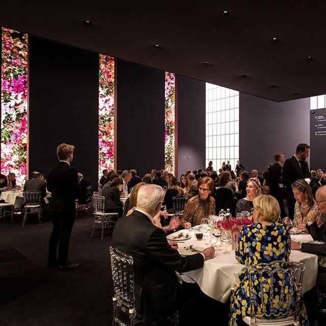 In art we trust! Celebrations @tefaf 2020 🖼  Thx @rijksmuseum @ingnederland culture #art #futurism #flowers