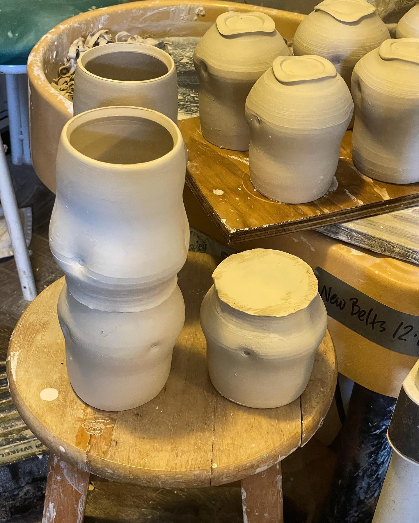 If I may be honest, trimming is my least favorite step.....however the transformation is beautiful. 
.
.
.
.
.
#trimming #potteryinparadise #mugs #stjohnvipottery #porcelain #makepots #potterystudio