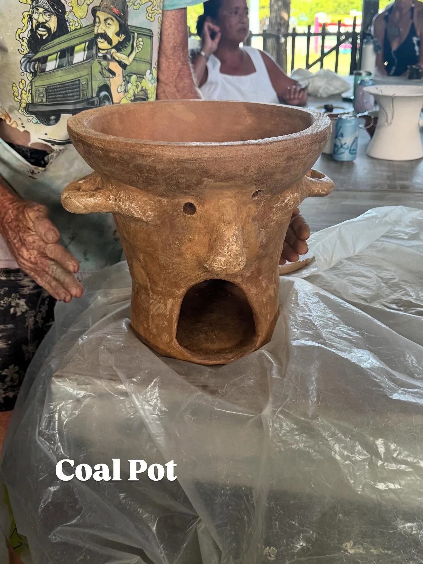 Surfer Gary is always making something cool. Local clay

#coalpot #localclay