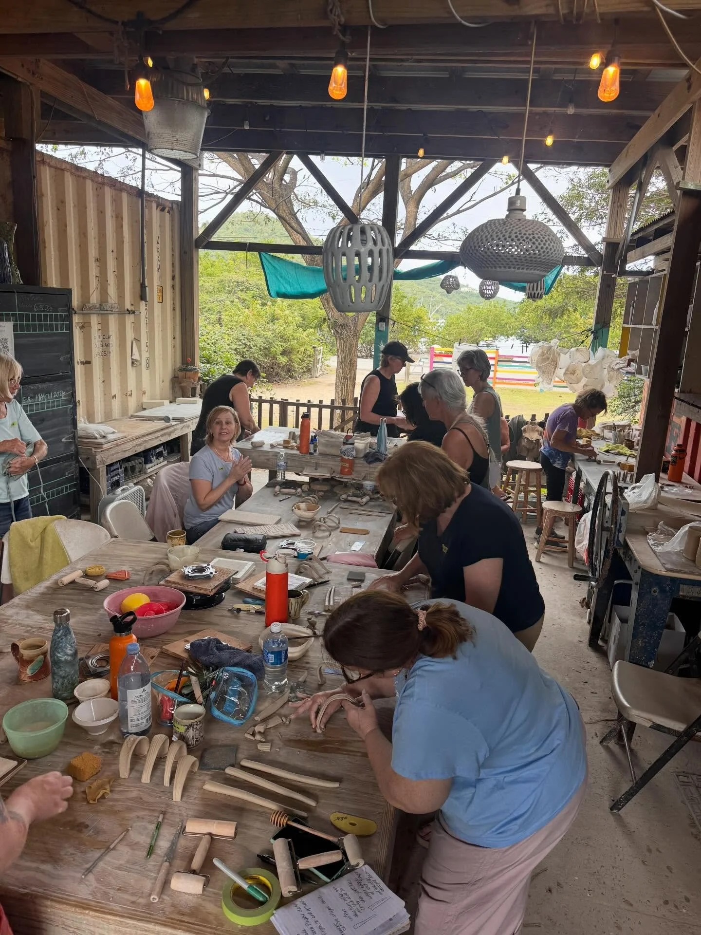 DAY 2 complete!  Handles! 

#visitingartistworkshop #studio #pottery #handles 

@naturalelementspottery