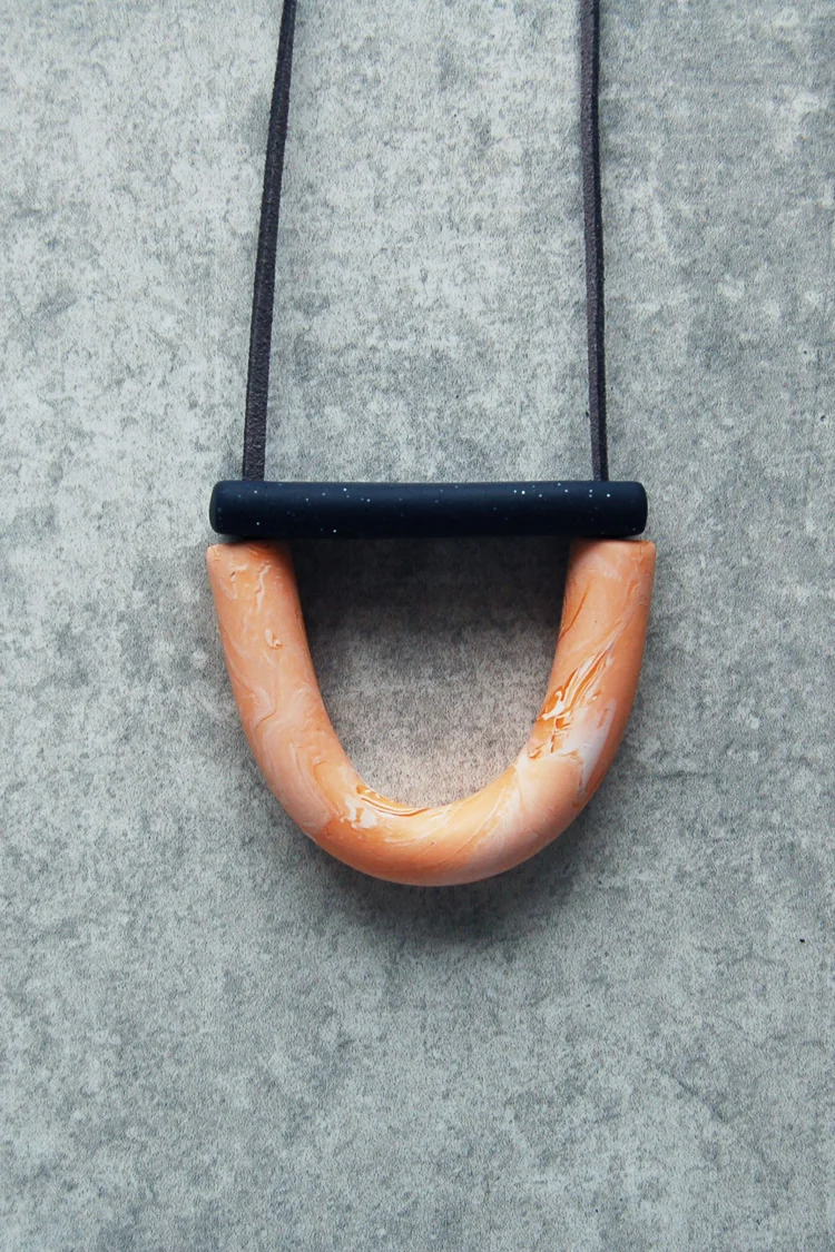 Mini A&B Navy Peach.jpg