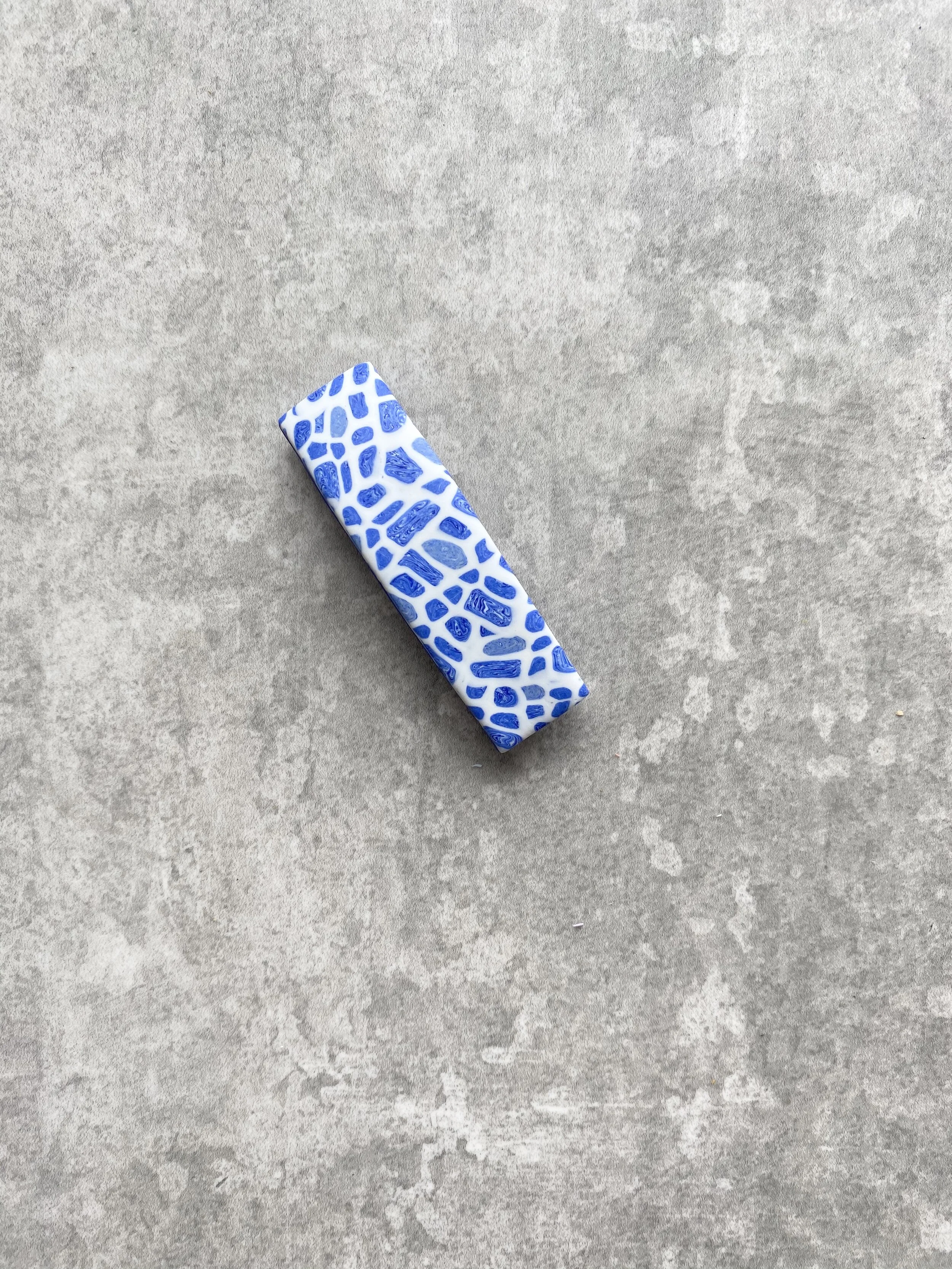 88382624-9D69-474D-BAE7-37C2D0A29A93