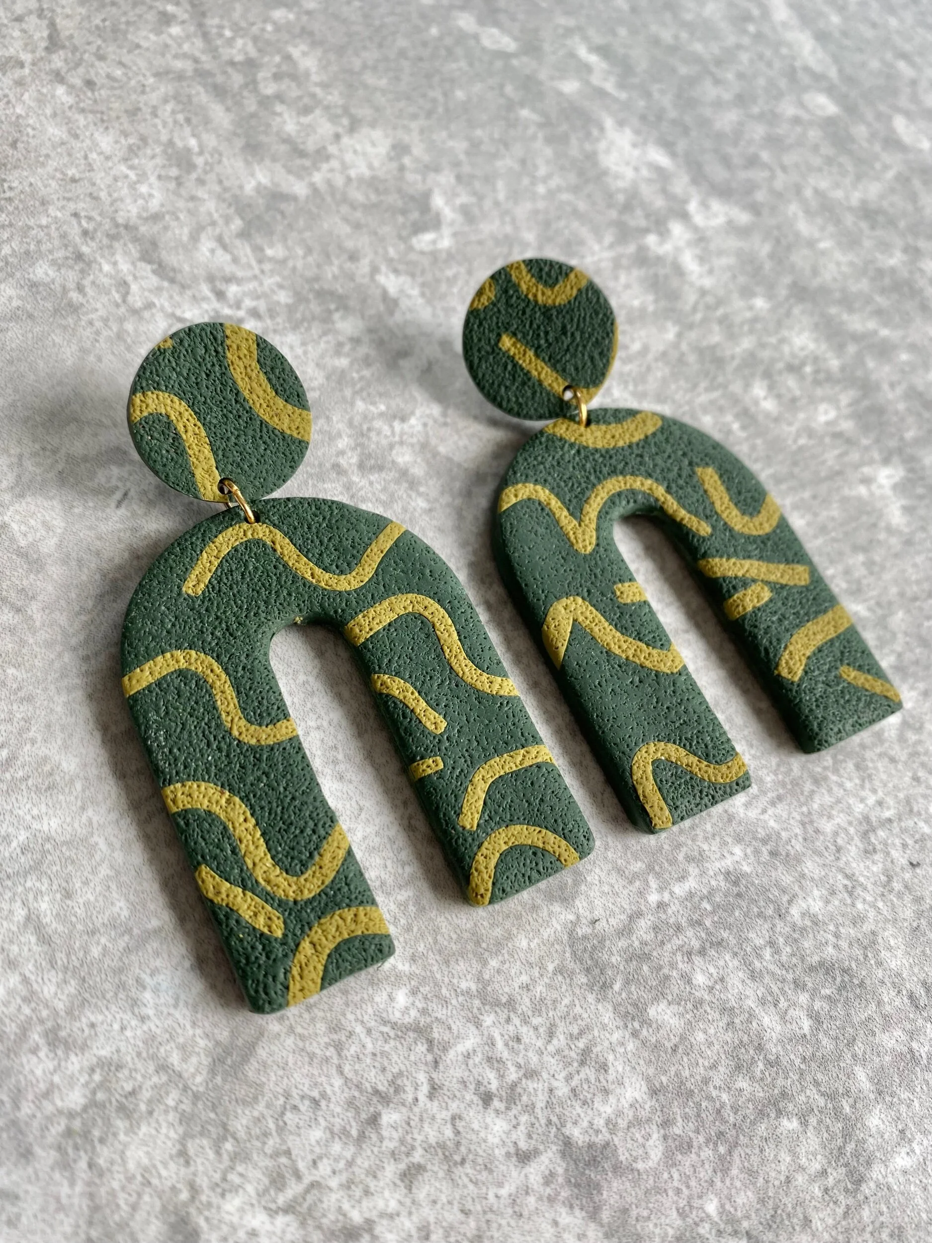 C1DF9E7C-ED1A-4AF7-A64D-44783E84FF8E