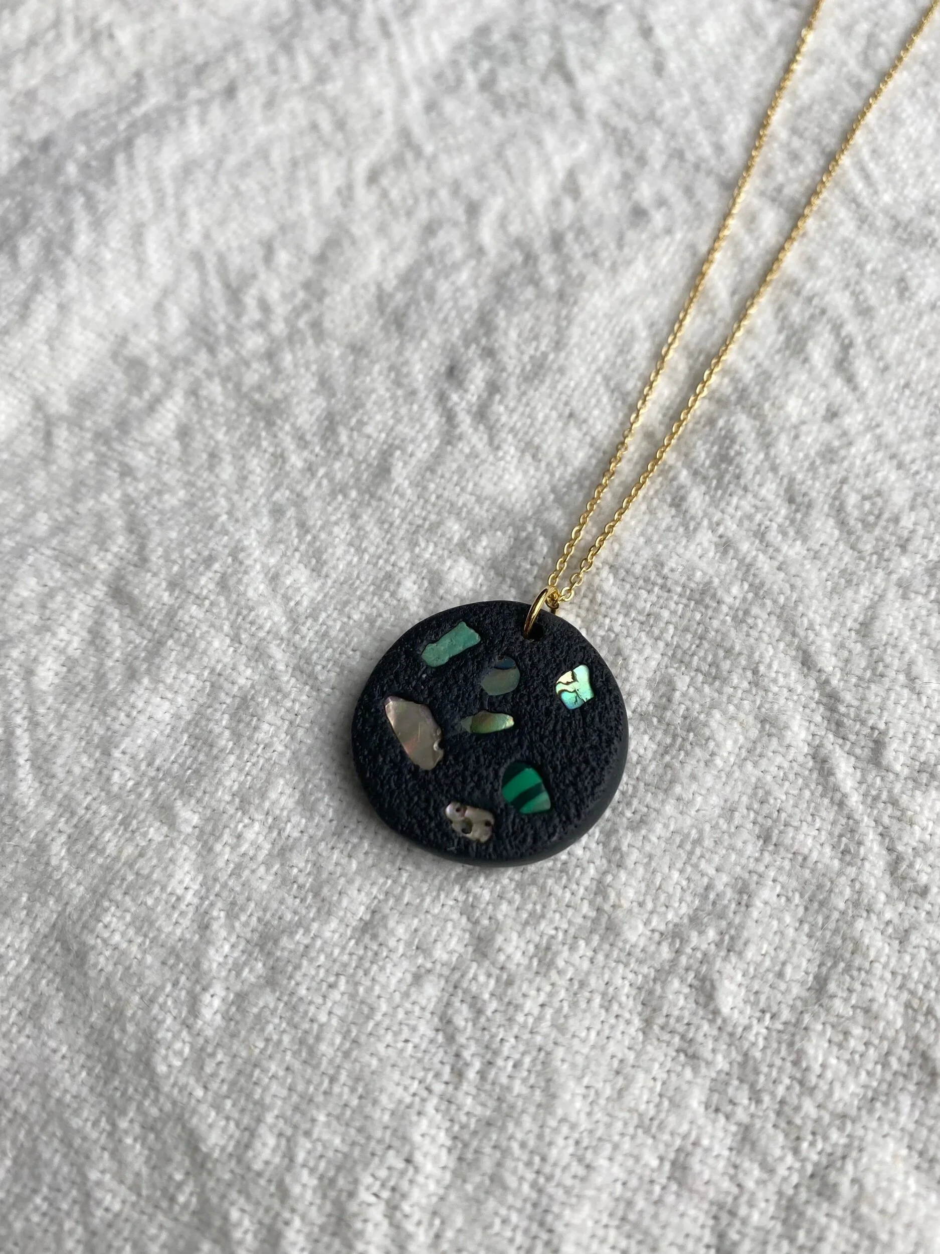 4011B5FC-520B-4A56-A3F9-27875CBD427E