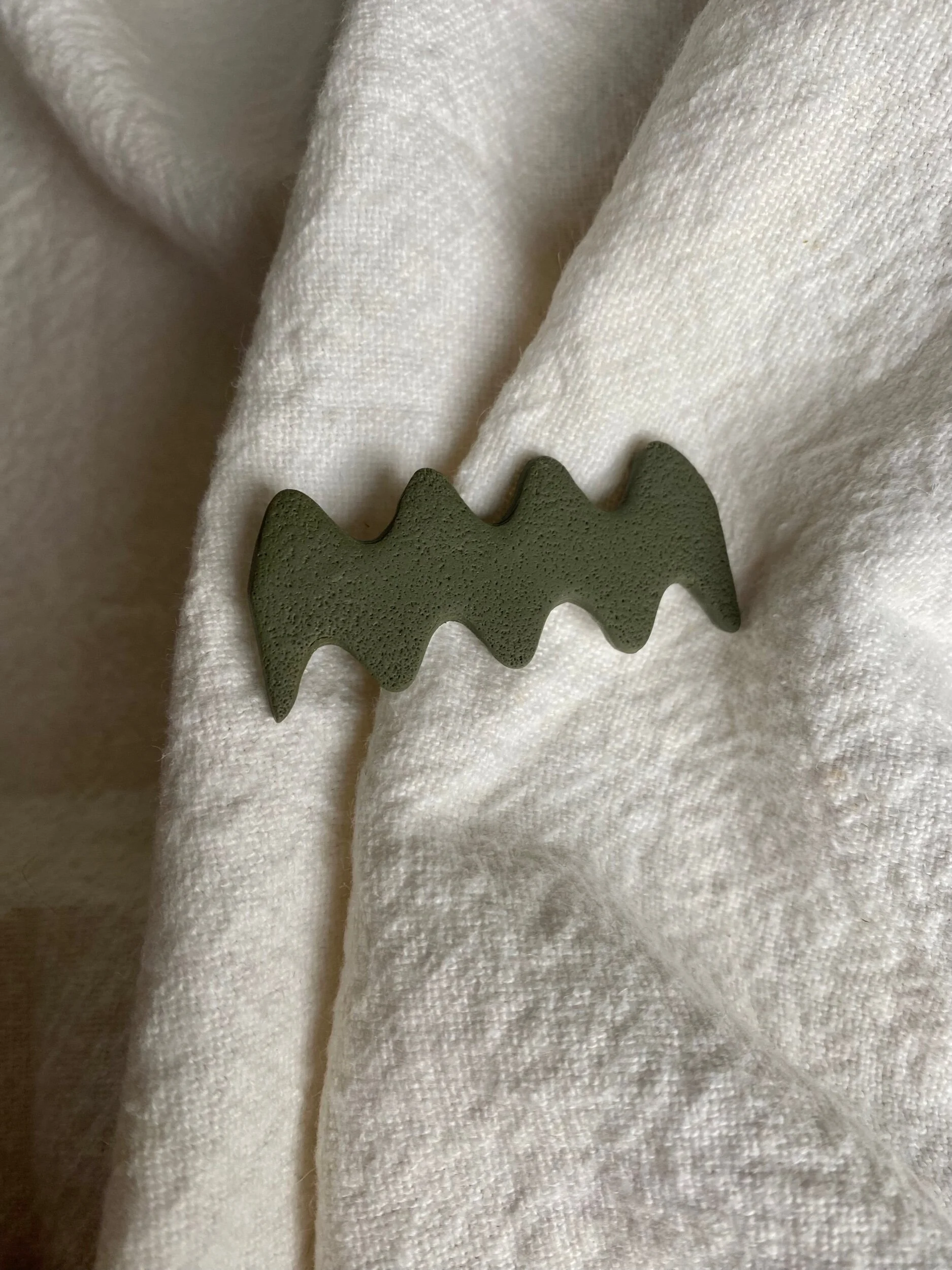 645D8B20-0876-4D53-A3A6-EDC67CE95B56