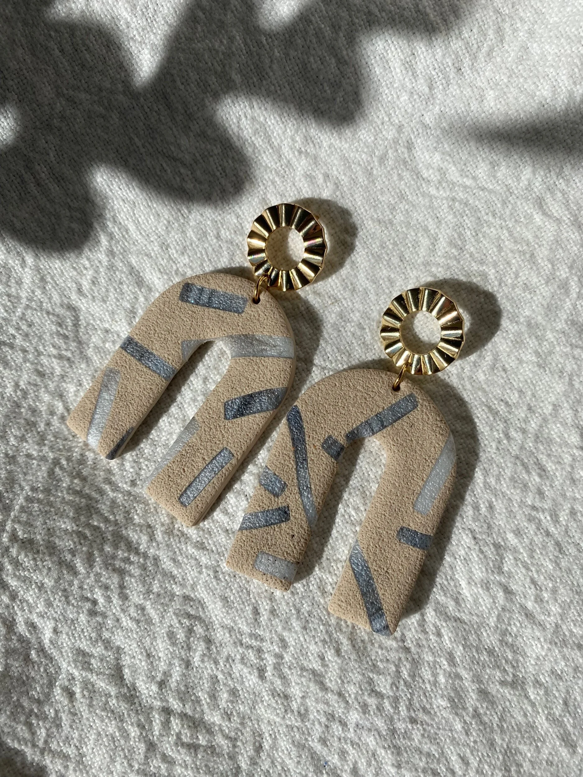 440F52C7-DD1F-4BCC-A02D-428BB8D3B5D0